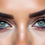découvrez les erreurs courantes à éviter lors du maquillage des yeux et apprenez des astuces pour un regard parfait, adapté à chaque forme d'œil et à chaque occasion.